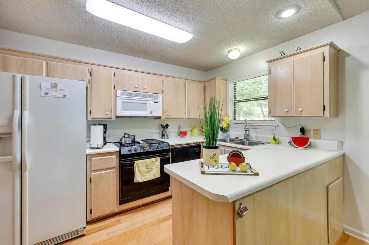 Lakefront Hot Springs Home With Furnished Deck! Exterior photo