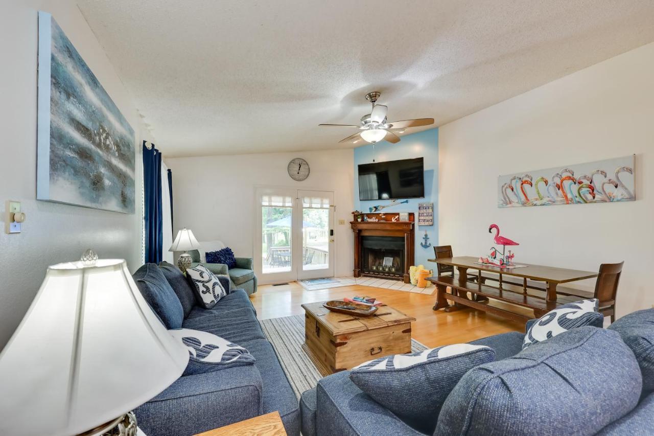 Lakefront Hot Springs Home With Furnished Deck! Exterior photo