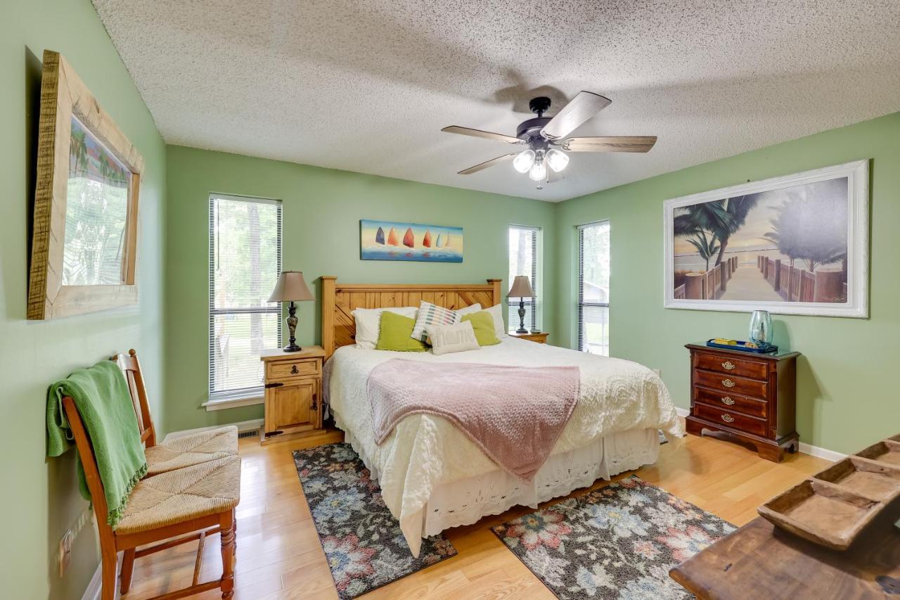 Lakefront Hot Springs Home With Furnished Deck! Exterior photo