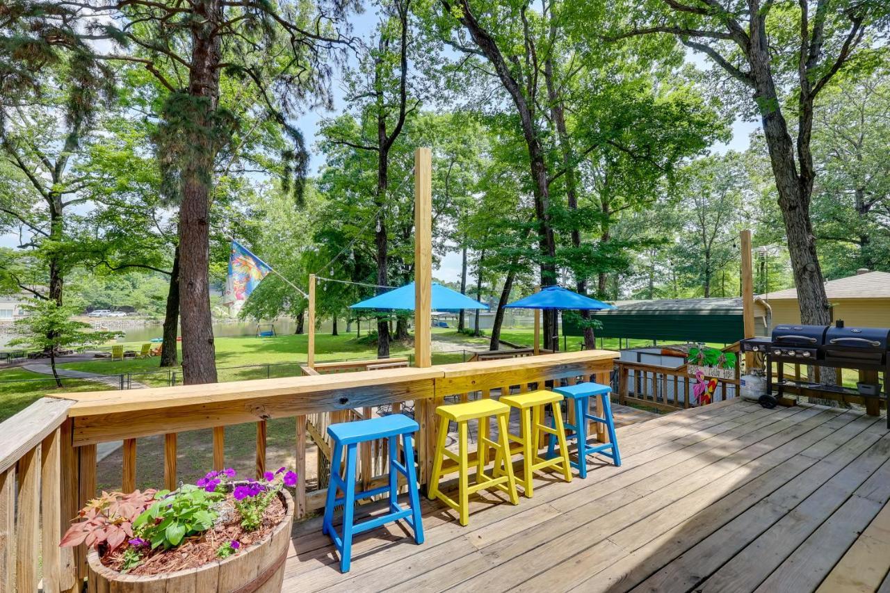 Lakefront Hot Springs Home With Furnished Deck! Exterior photo