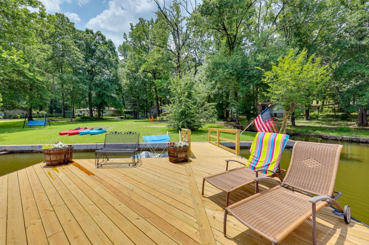 Lakefront Hot Springs Home With Furnished Deck! Exterior photo